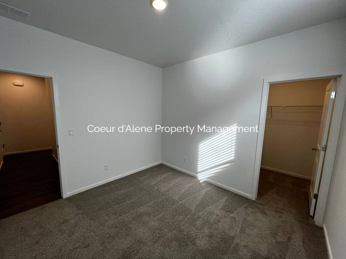 House for rent at 5212 E Aquila Ave, Post Falls, ID 83854