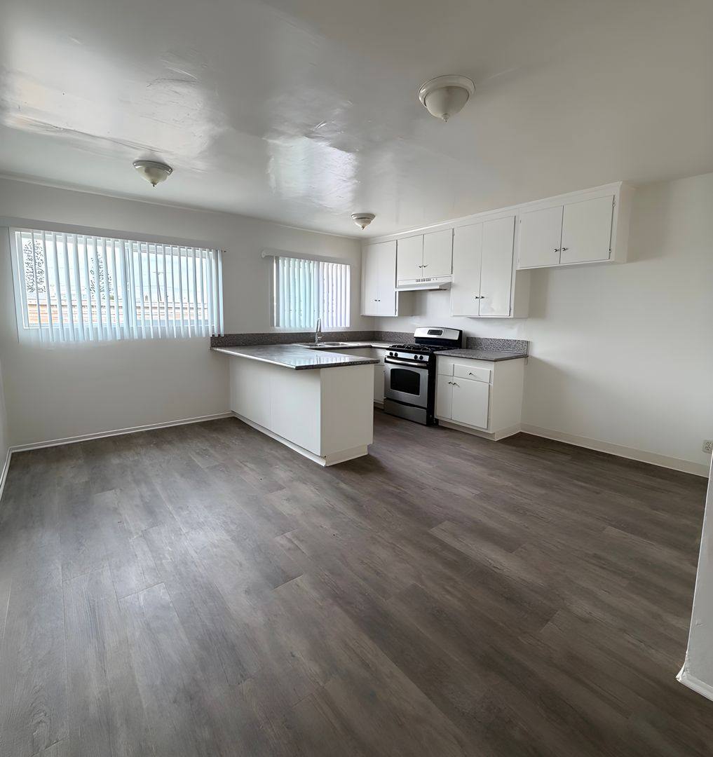 Apartment for rent at 1036 W 95th St, Los Angeles, CA 90044