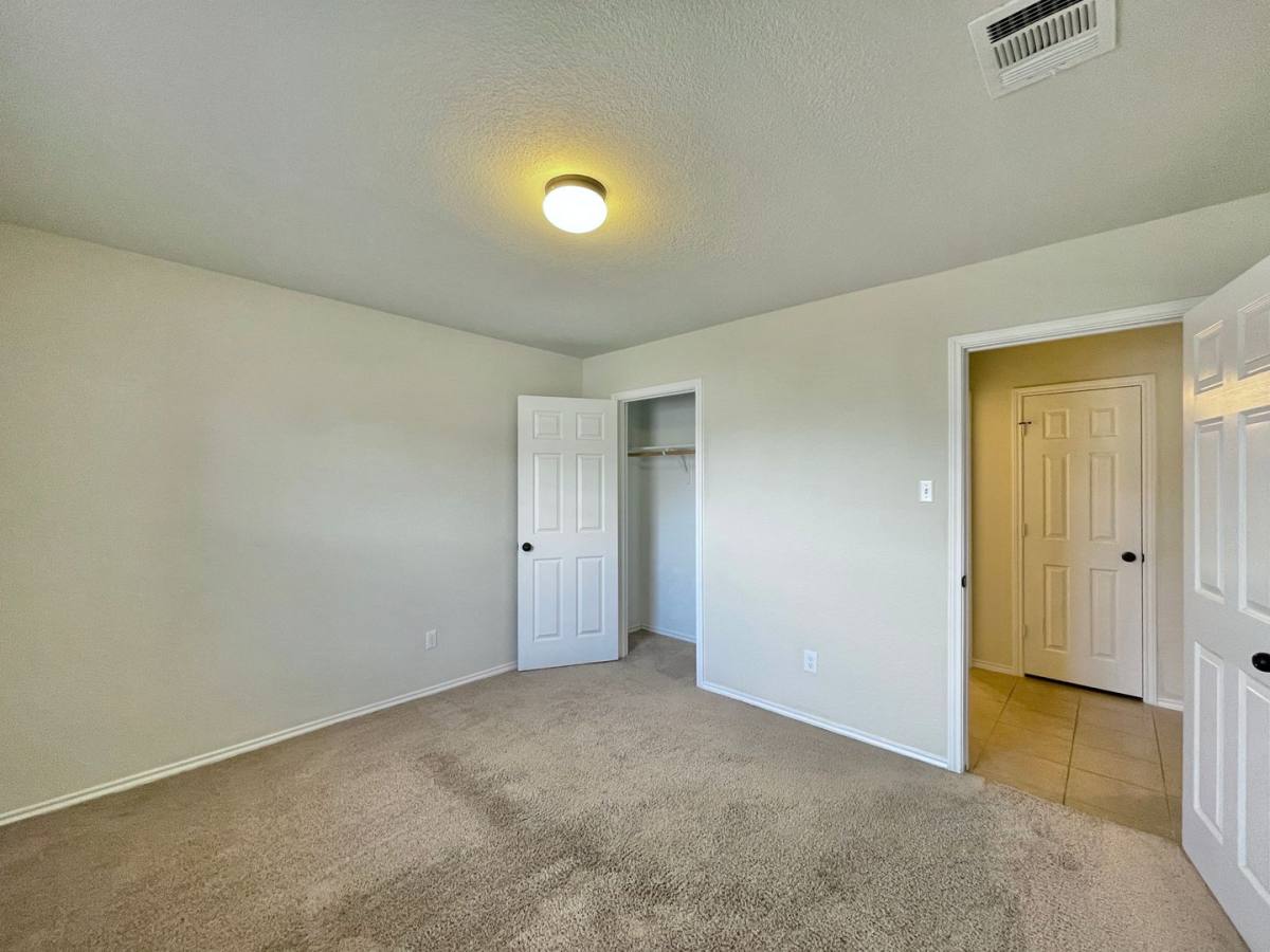 House for rent at 304 W Orion Dr, Killeen, TX 76542