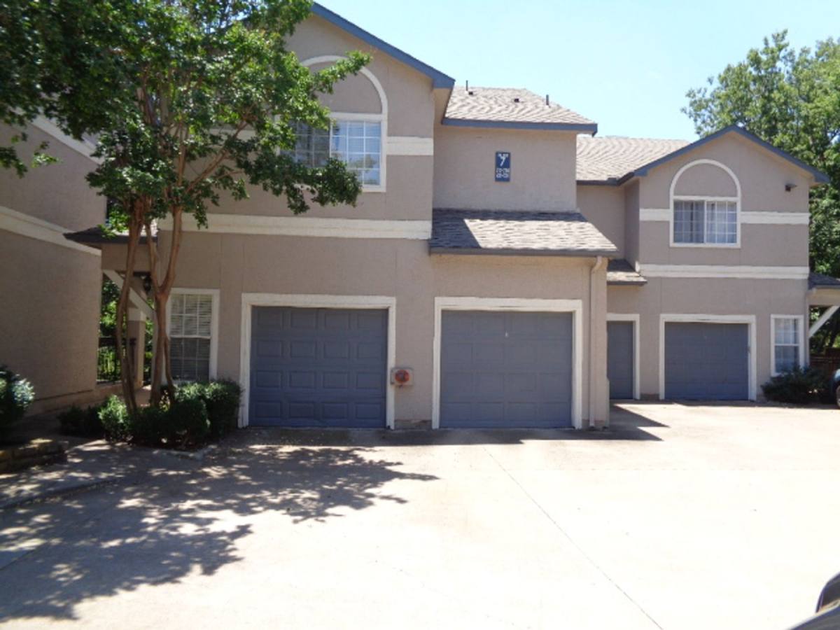 Condo for rent at 2601 Preston Rd, Plano, TX 75093