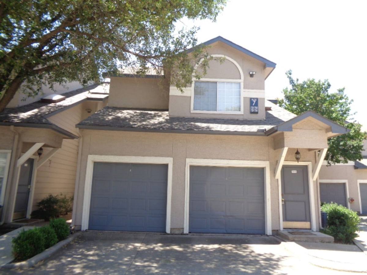 Condo for rent at 2601 Preston Rd, Plano, TX 75093