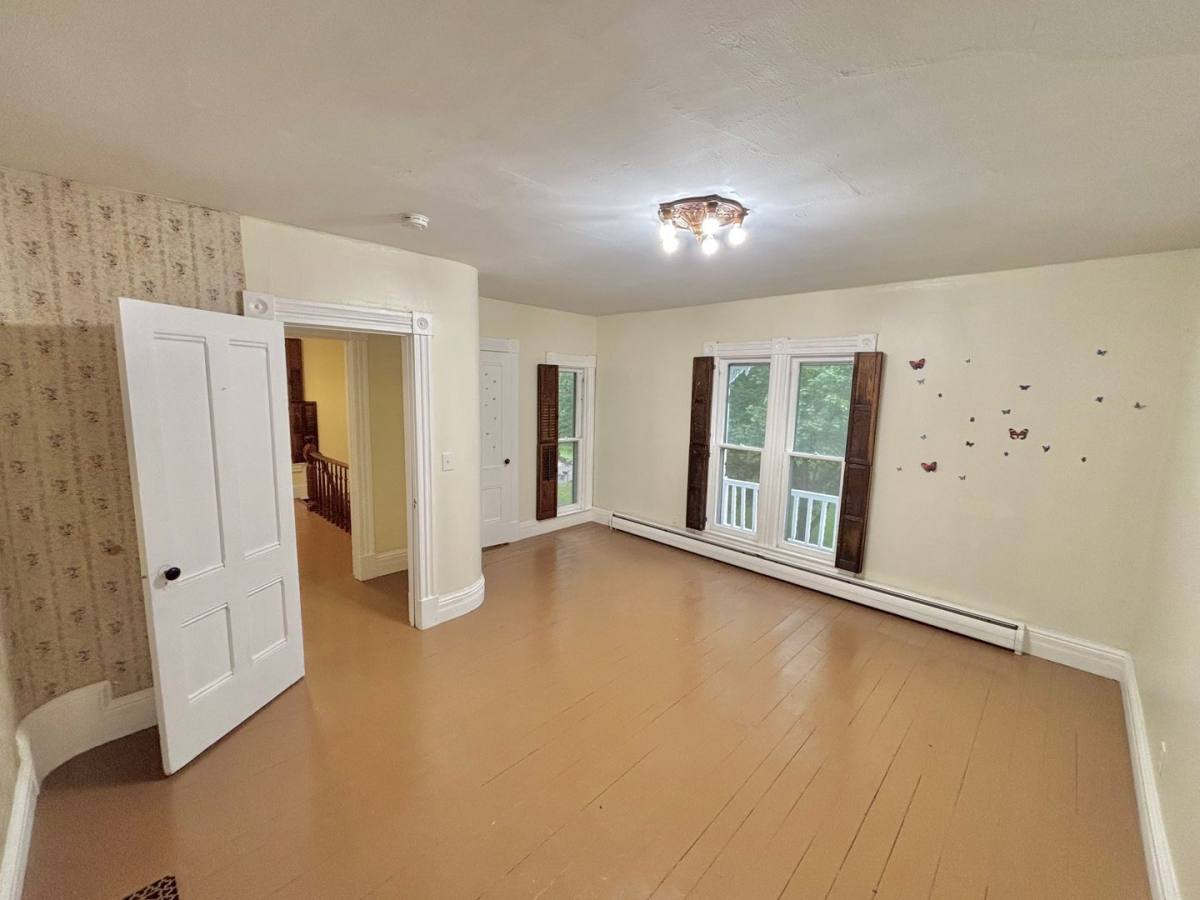 House for rent at 2181 County Line Rd, Macedon, NY 14502