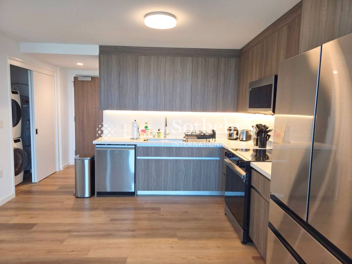 Condo for rent at 1500 Rycroft St, Honolulu, HI 96814