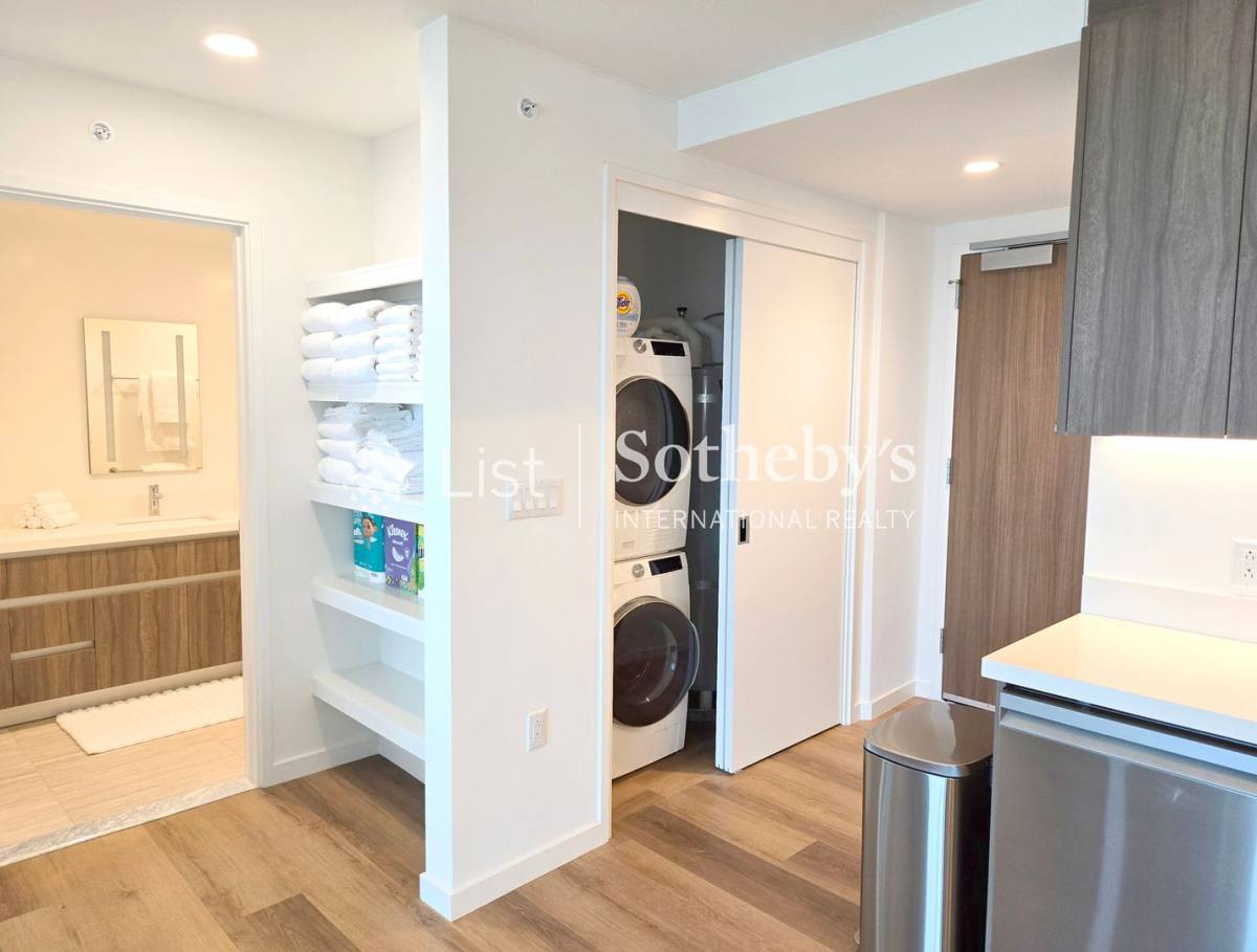 Condo for rent at 1500 Rycroft St, Honolulu, HI 96814
