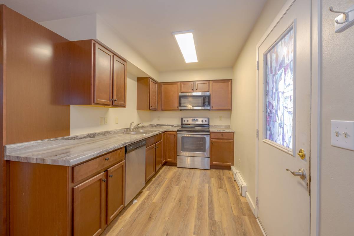 Apartment for rent at 836 Vine Ave, Oshkosh, WI 54901