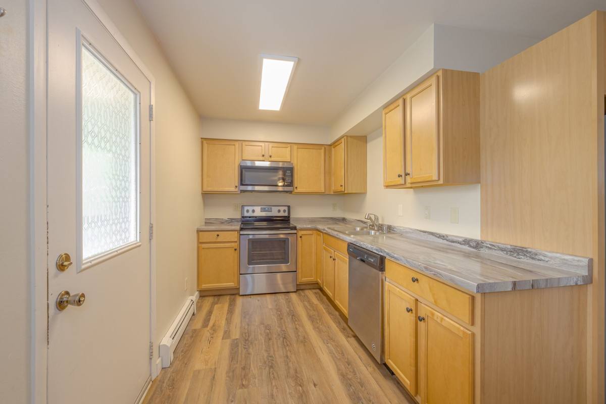 Apartment for rent at 836 Vine Ave, Oshkosh, WI 54901