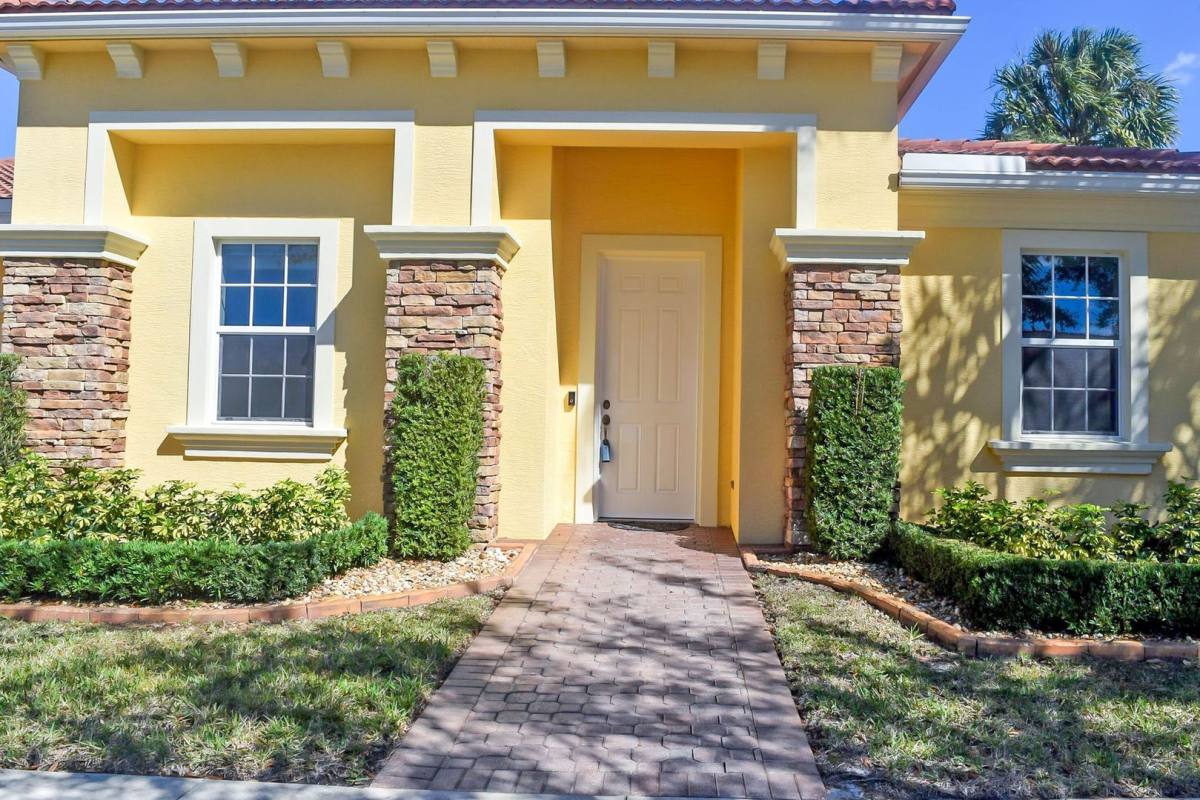 House for rent at 10160 SW Canossa Way, Port Saint Lucie, FL 34986