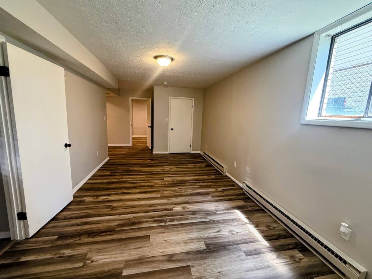 Apartment for rent at 323 Bender Ave, Akron, OH 44312
