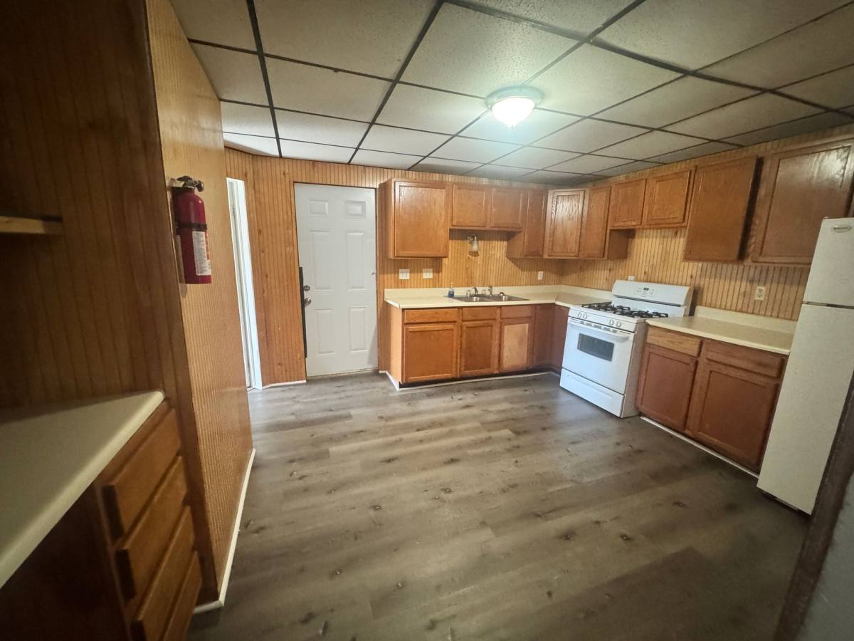 Apartment for rent at 912 W High St, Mount Vernon, OH 43050
