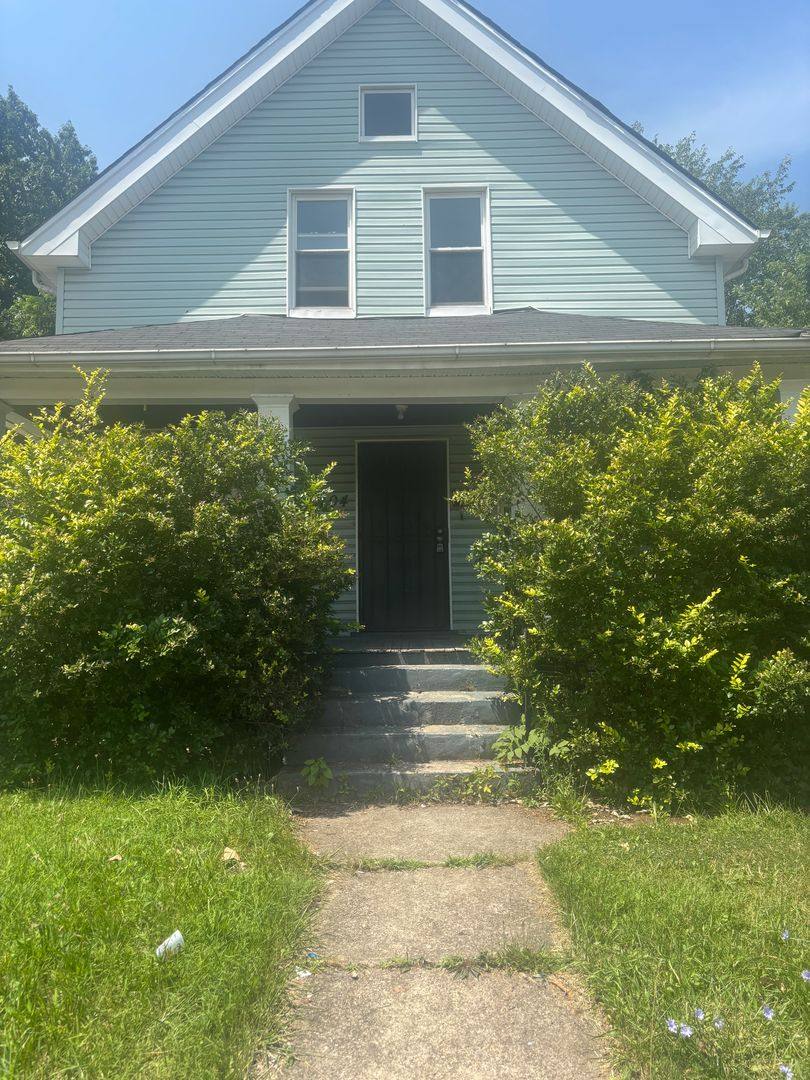 House for rent at 3704 E, Cleveland, OH 44105