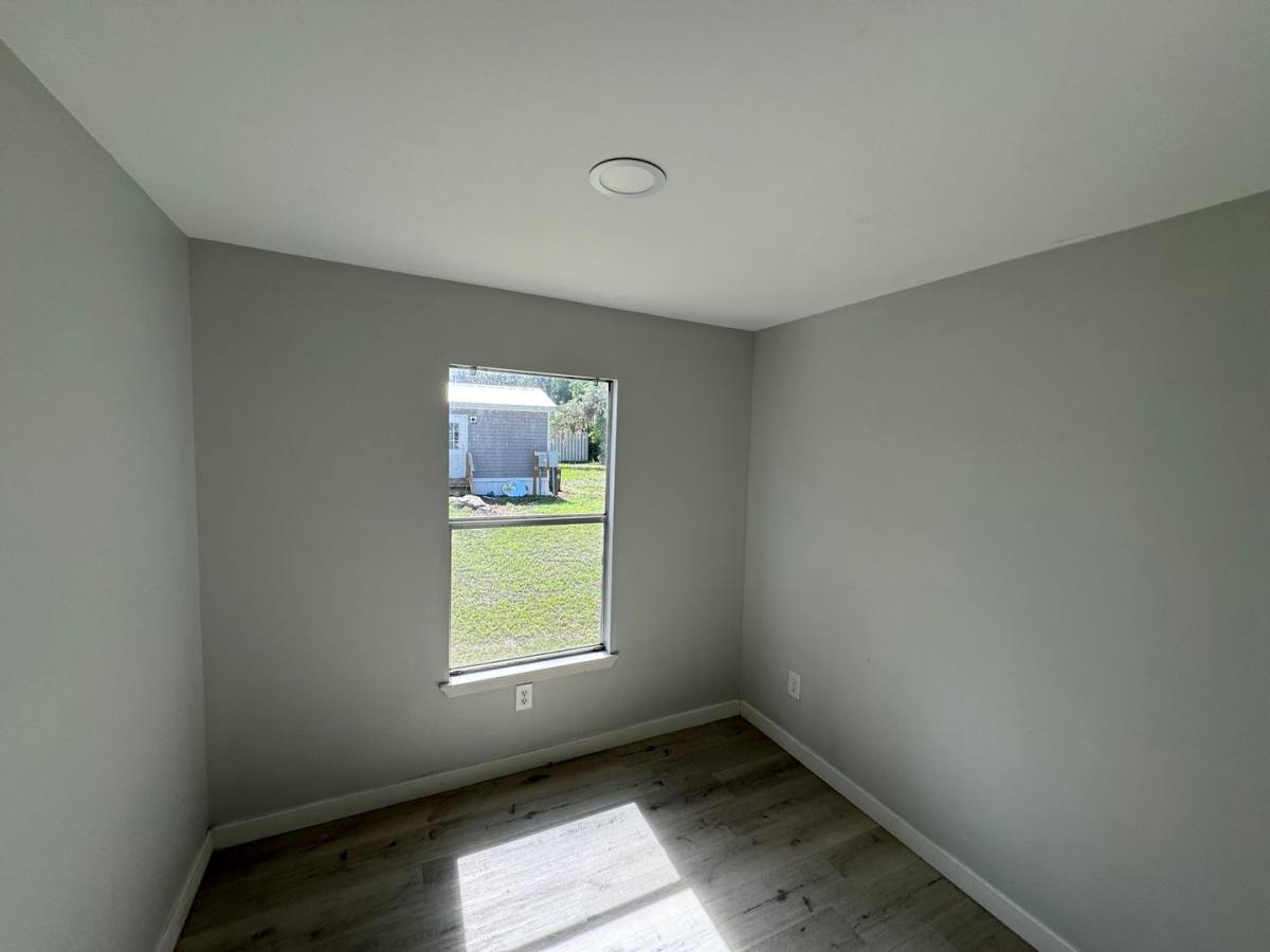 Apartment for rent at 1101 Davis St NE, Live Oak, FL 32064