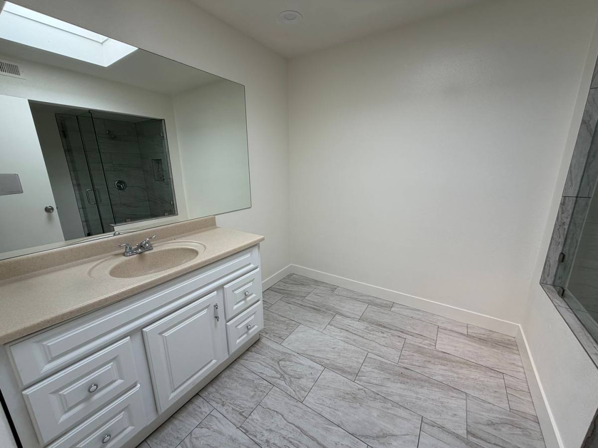 Townhouse for rent at 3118 Espanol Dr, Las Vegas, NV 89121