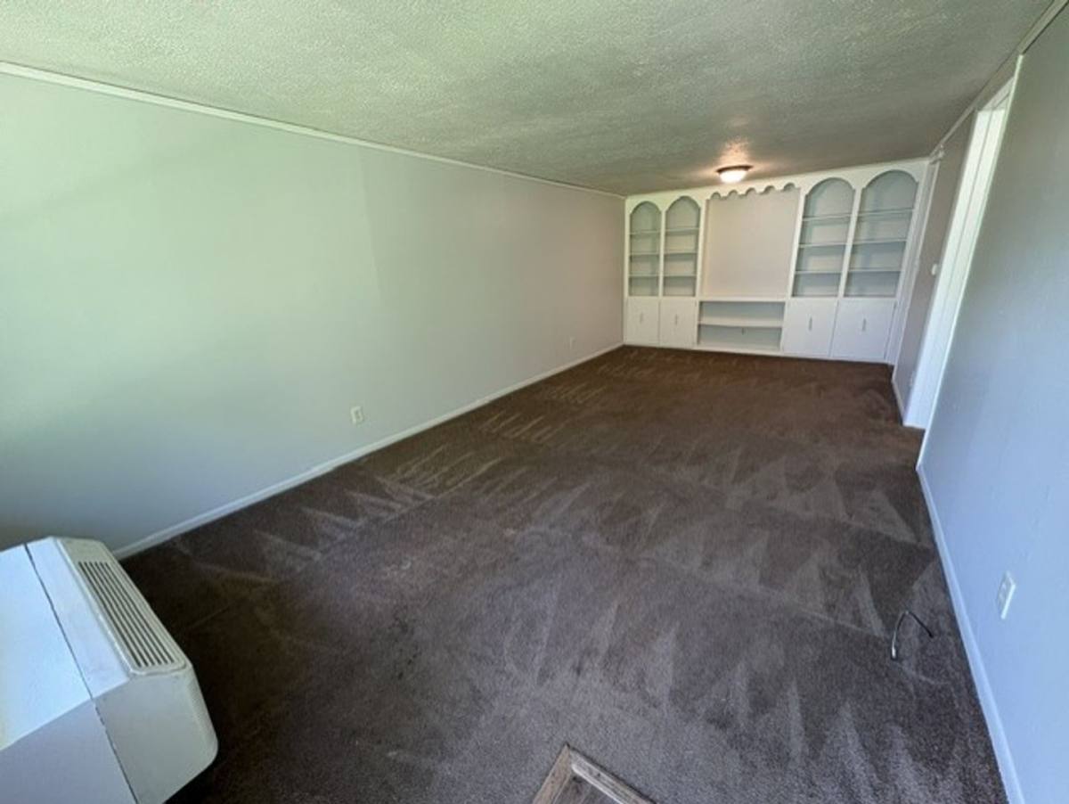 Apartment for rent at 948 Silver Meadows Blvd, Kent, OH 44240