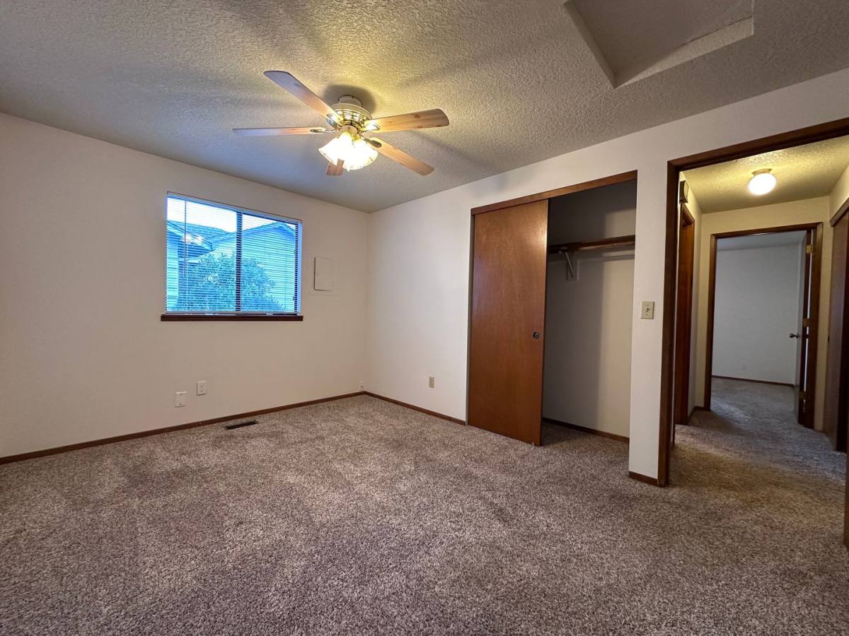 House for rent at 3417 SE 11th St, Gresham, OR 97080