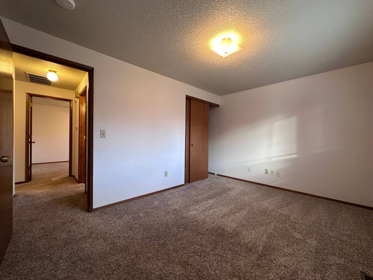 House for rent at 3417 SE 11th St, Gresham, OR 97080