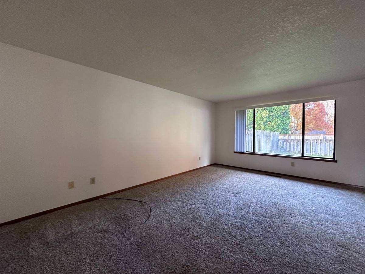 House for rent at 3417 SE 11th St, Gresham, OR 97080