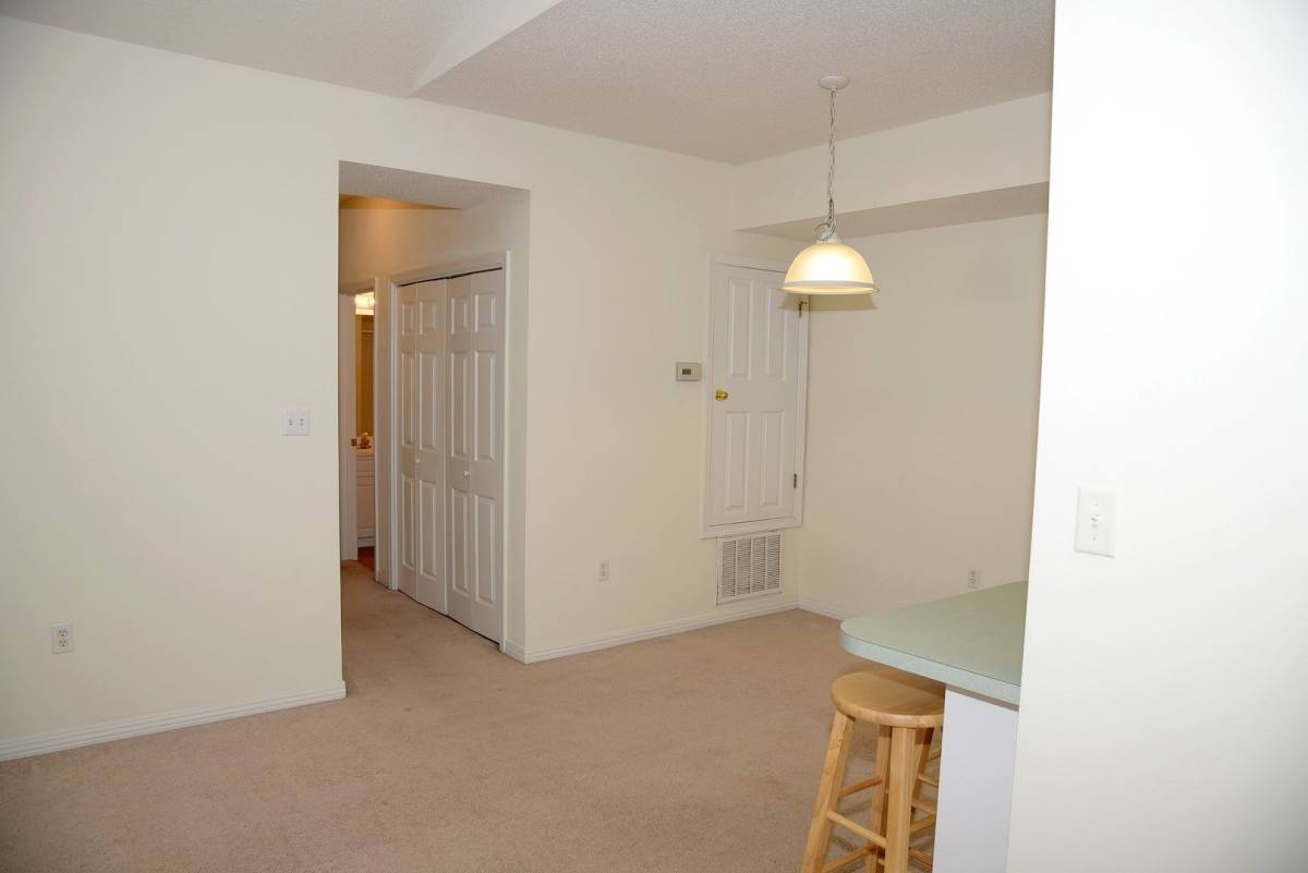 Apartment for rent at 1501 N Partin Dr, Niceville, FL 32578
