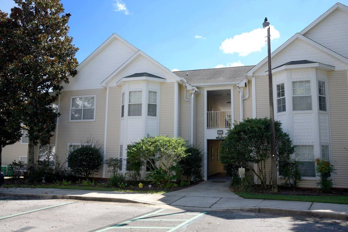 Apartment for rent at 1501 N Partin Dr, Niceville, FL 32578