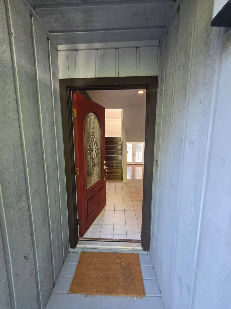Condo for rent at 104 Hampton Court, Bristol, TN 37620