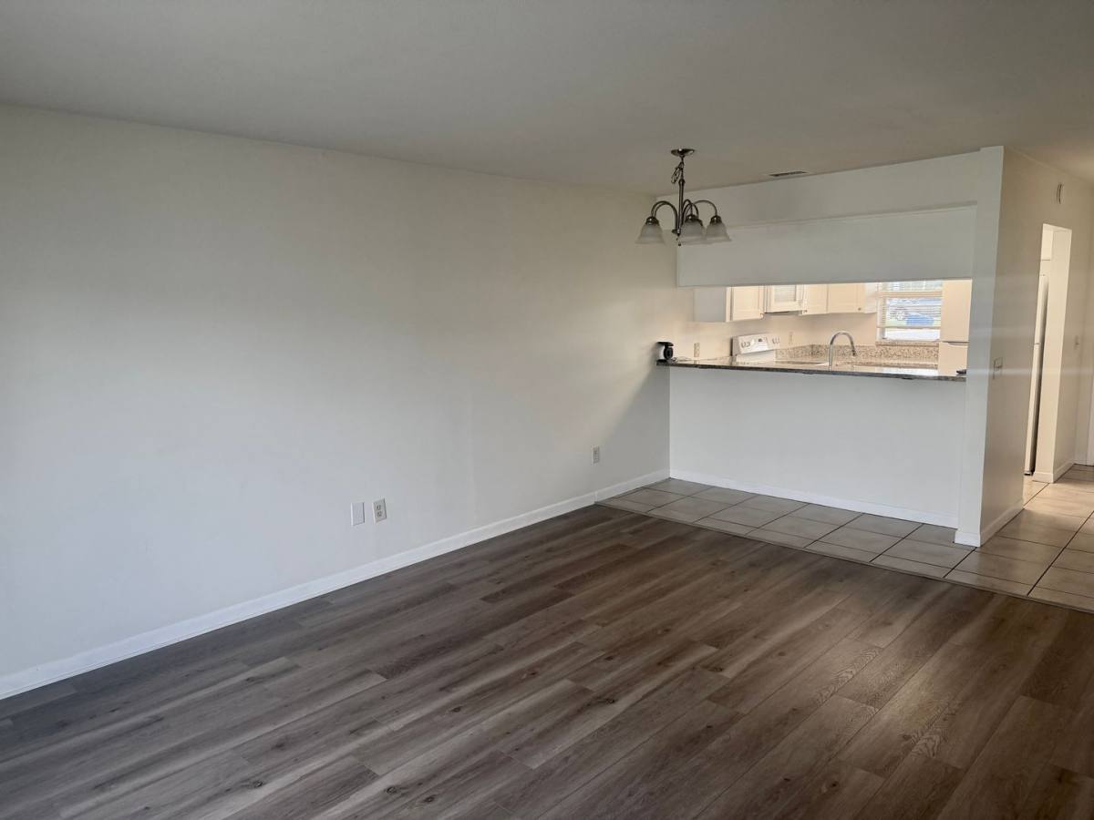 Apartment for rent at 402 Big Cedar Way, Brandon, FL 33510