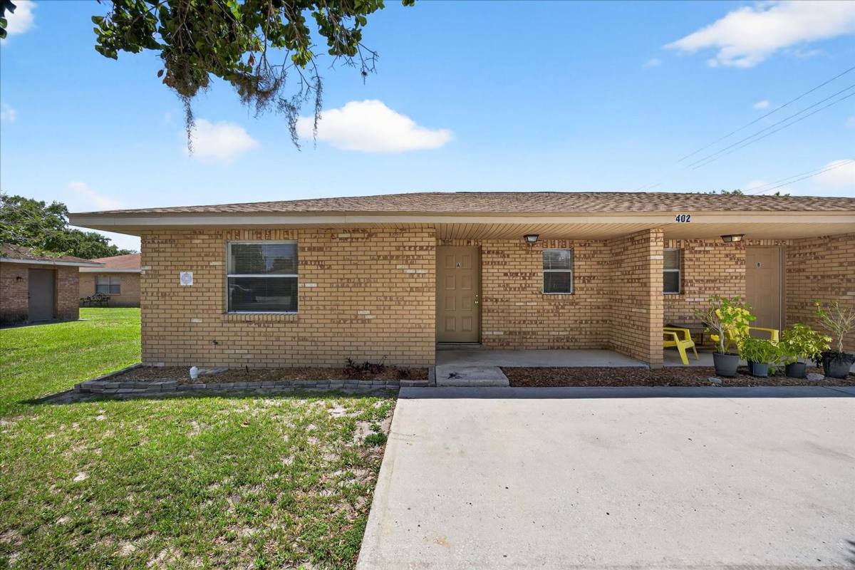 Apartment for rent at 402 Big Cedar Way, Brandon, FL 33510