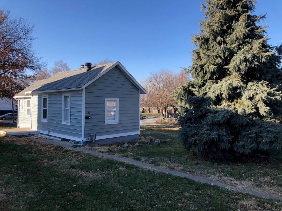 House for rent at 1726 S 18th, Omaha, NE 68108