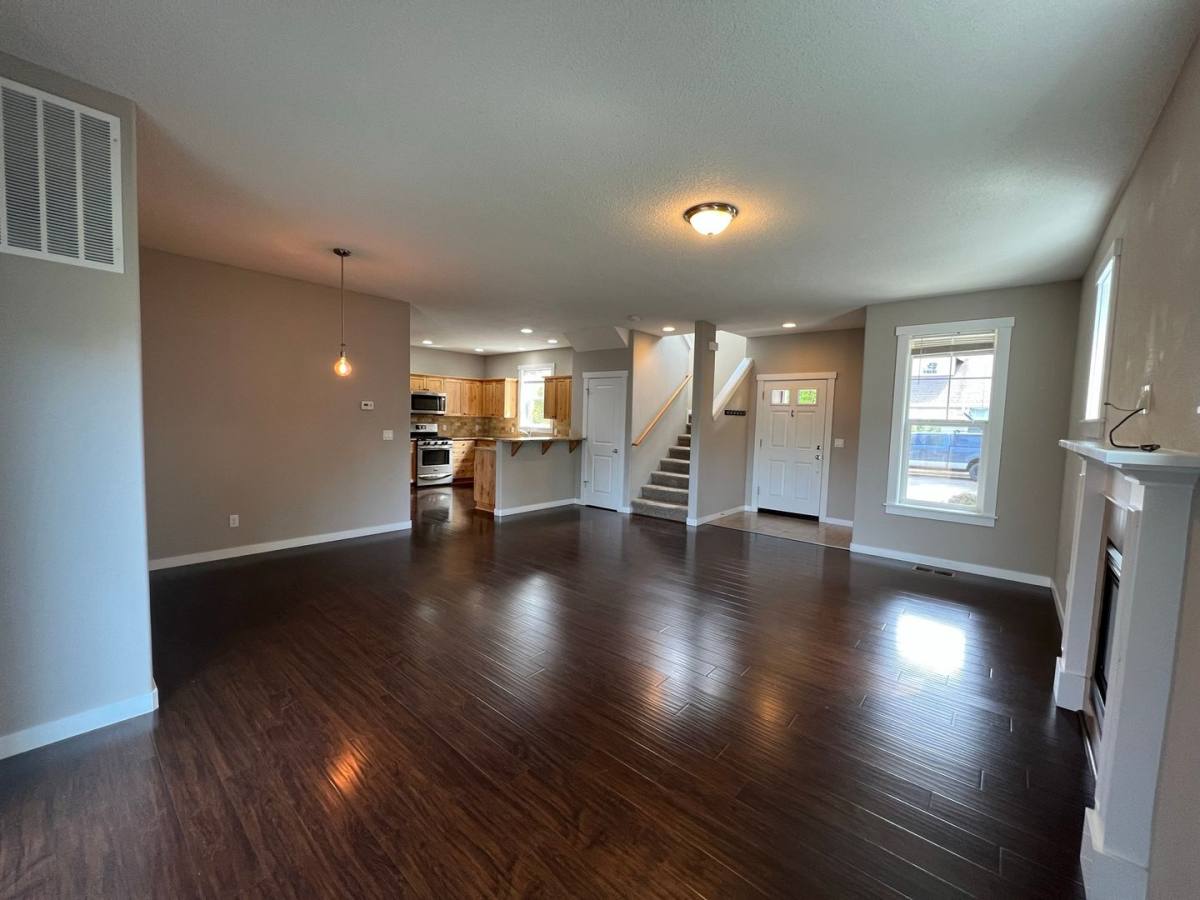 House for rent at 3202 Sherman Ave, Hood River, OR 97031