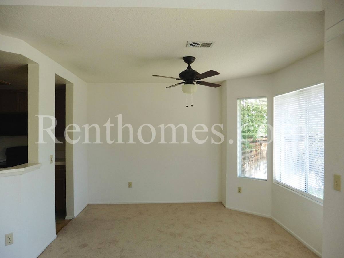 House for rent at 10669 Glendover Lane, San Diego, CA 92126