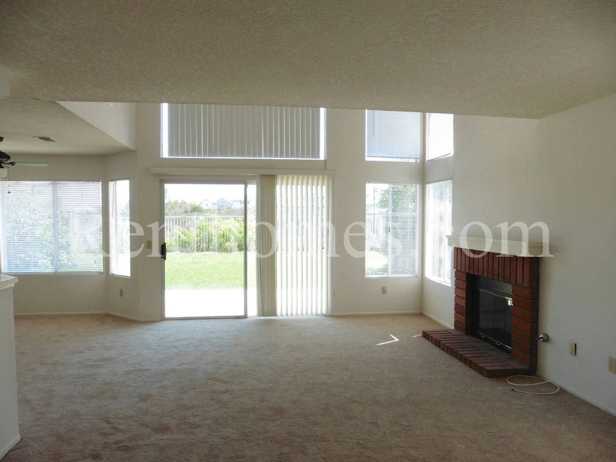 House for rent at 10669 Glendover Lane, San Diego, CA 92126