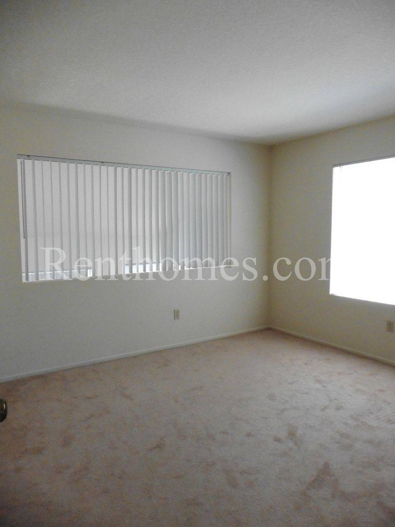 House for rent at 10669 Glendover Lane, San Diego, CA 92126