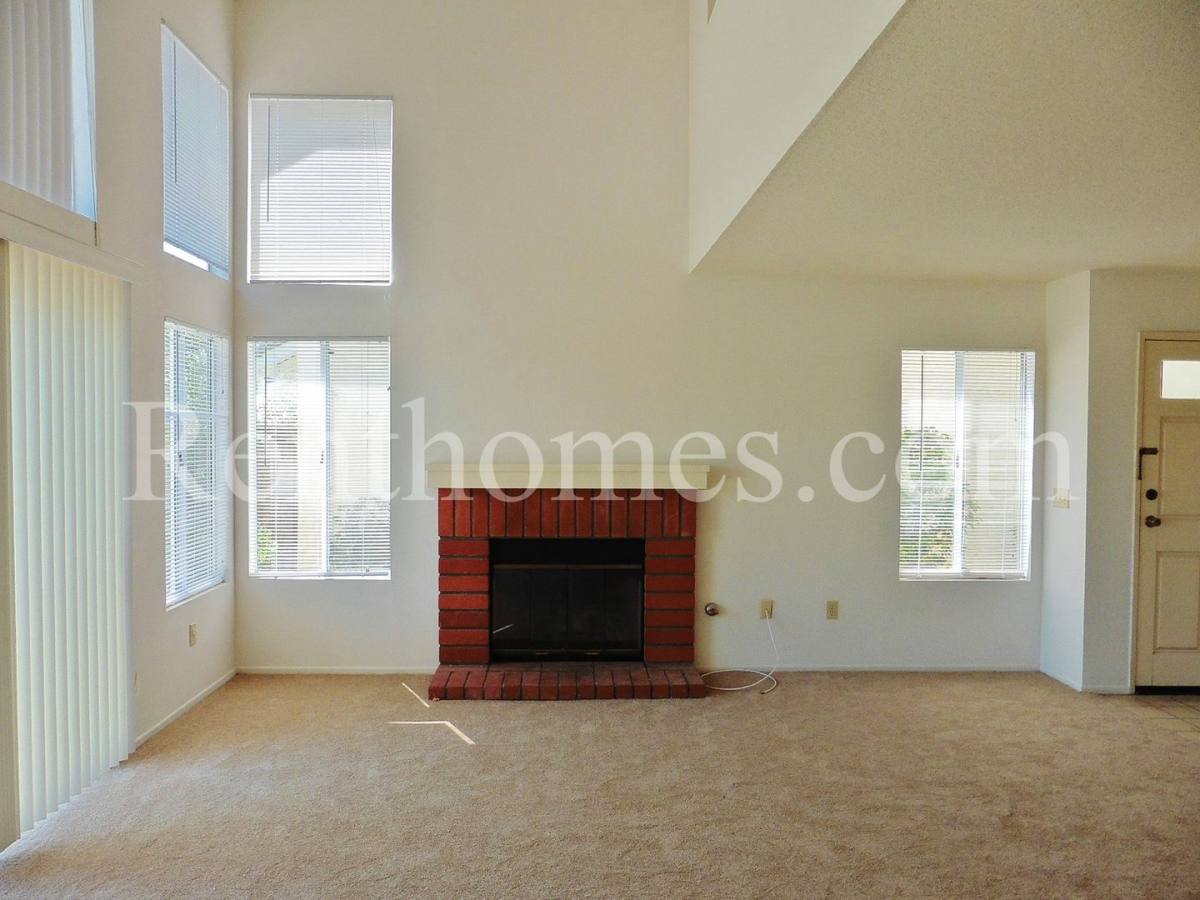 House for rent at 10669 Glendover Lane, San Diego, CA 92126