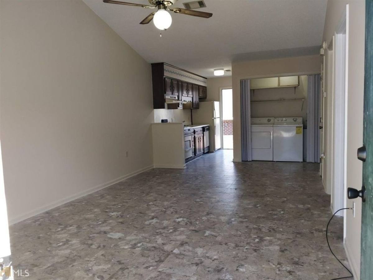 House for rent at 230 Lanier Dr, Statesboro, GA 30458