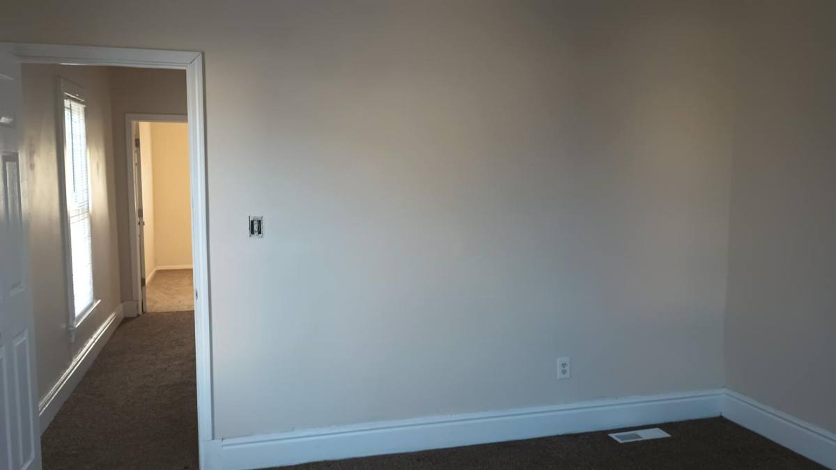 House for rent at 449 Park Ave, Newark, OH 43055