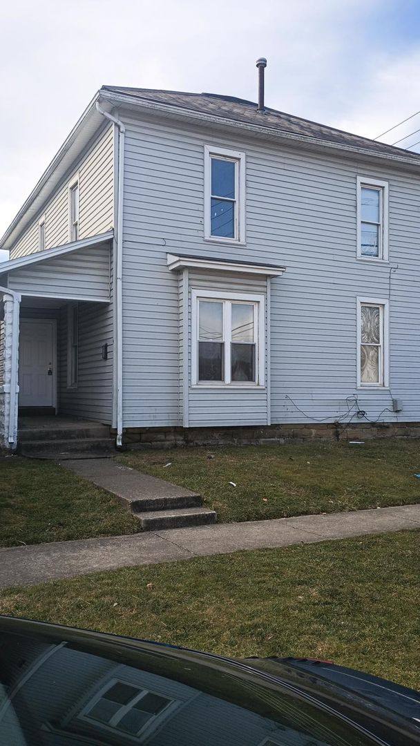 House for rent at 449 Park Ave, Newark, OH 43055