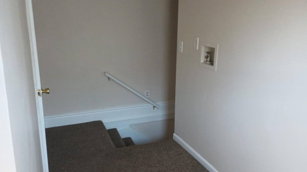 House for rent at 449 Park Ave, Newark, OH 43055