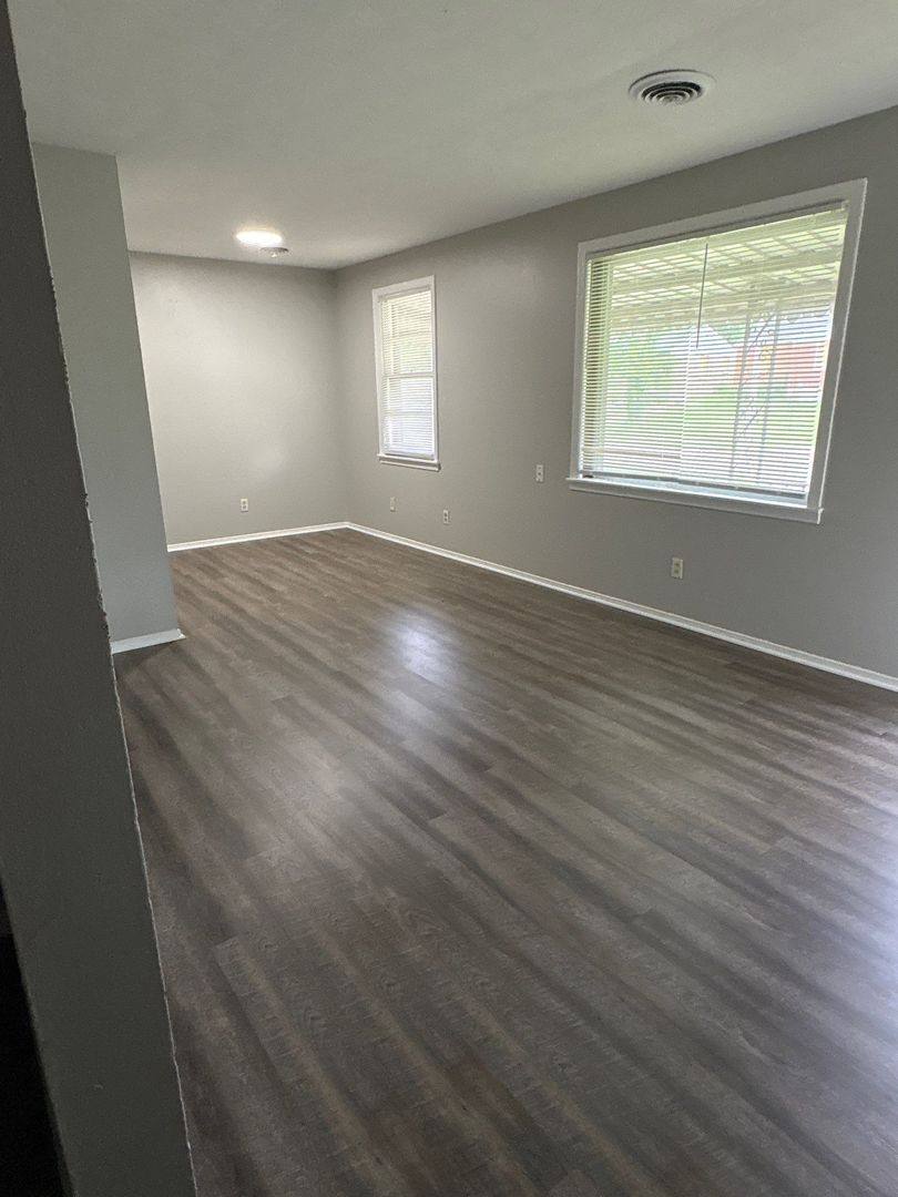 House for rent at 1541 Roosevelt Ave, Memphis, TN 38127