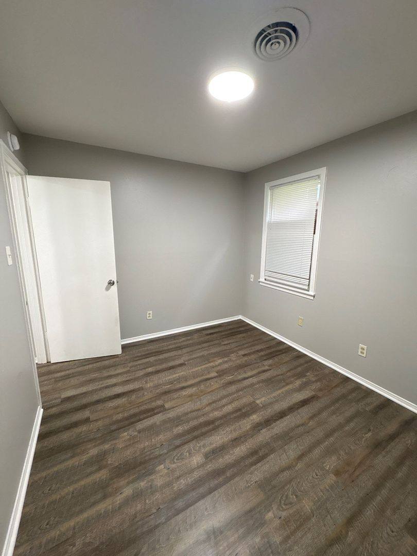 House for rent at 1541 Roosevelt Ave, Memphis, TN 38127