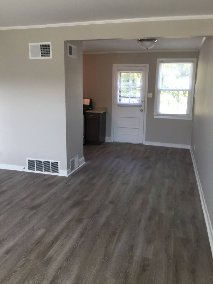 Apartment for rent at 710 Lone Oak Rd, Paducah, KY 42003