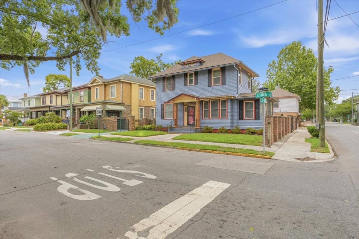 Apartment for rent at 536 E 40th St, Savannah, GA 31401