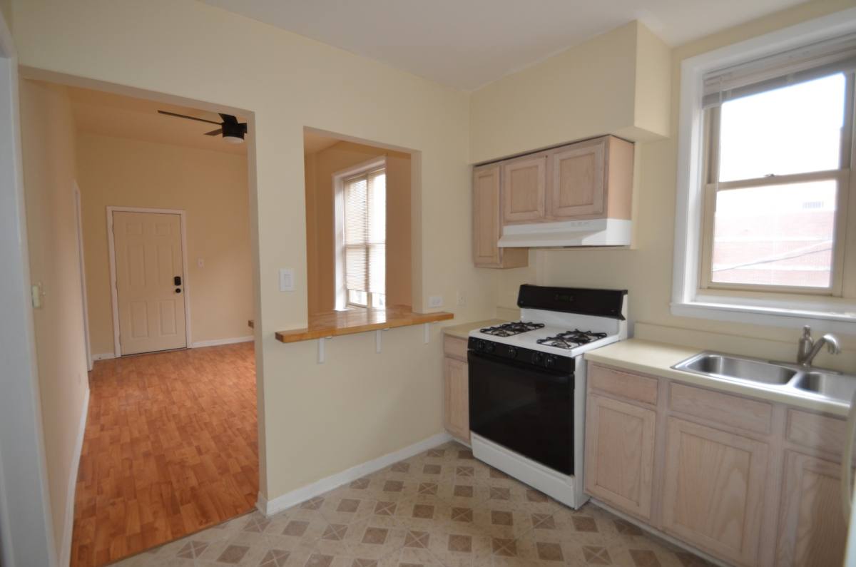 Apartment for rent at 1933 N Sheffield Ave, Chicago, IL 60614