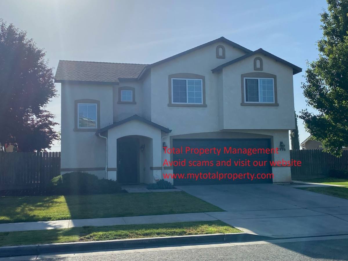 House for rent at 2956 Sauvignon St, Tulare, CA 93274