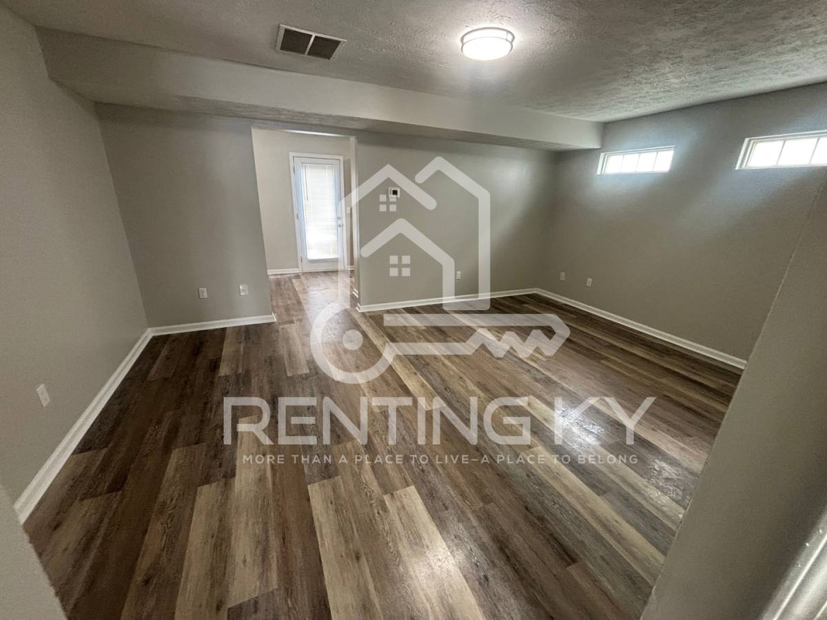 Townhouse for rent at 1419 Westwood Dr, Winchester, KY 40391