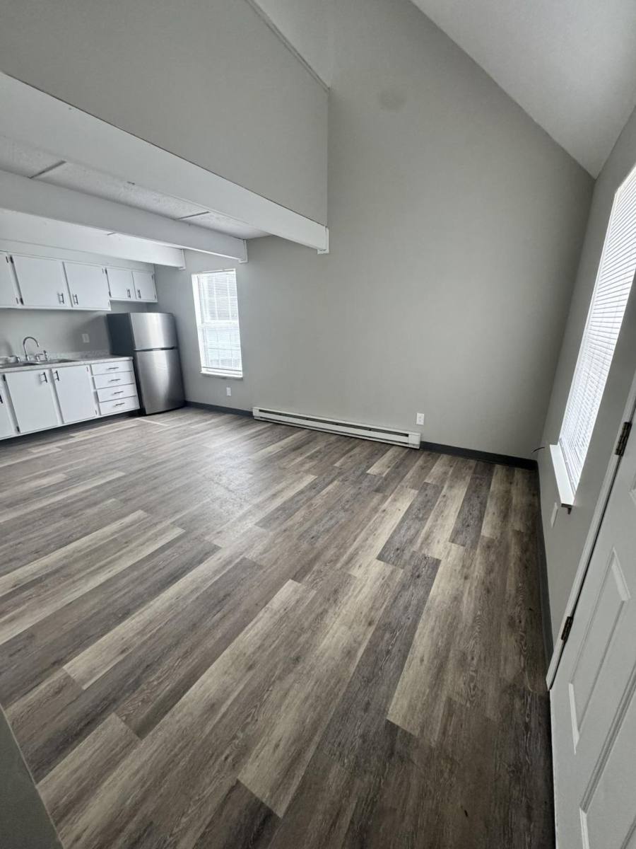 Townhouse for rent at 559 Brookside Court, Heath, OH 43056