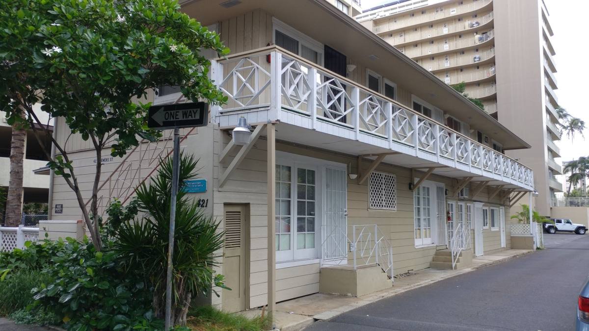 Apartment for rent at 421 Lewers St, Honolulu, HI 96815