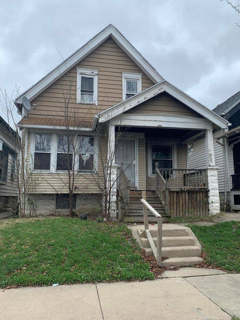 House for rent at 3264 N 25th St, Milwaukee, WI 53206