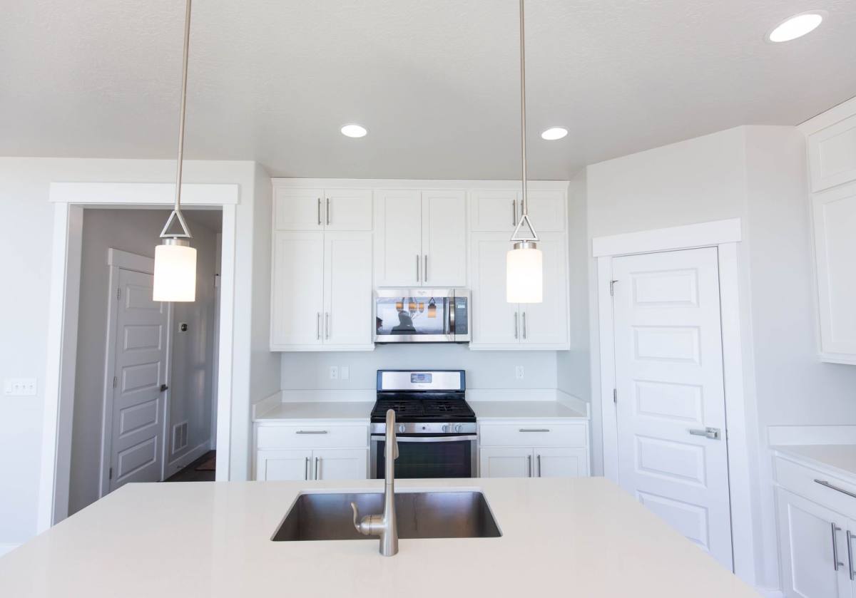 Apartment for rent at 761 W Summer View Lane, Lehi, UT 84043