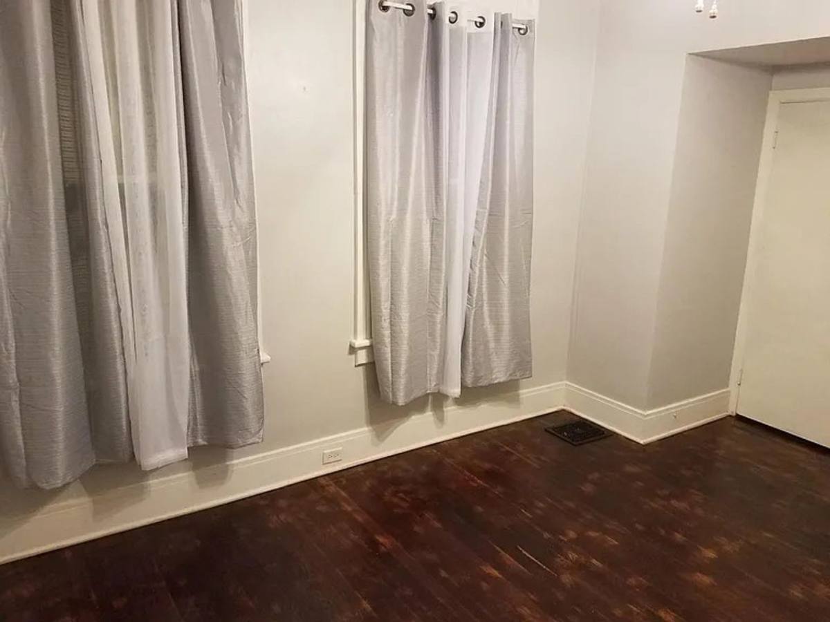Apartment for rent at 22 Wyoming St, Newark, OH 43055