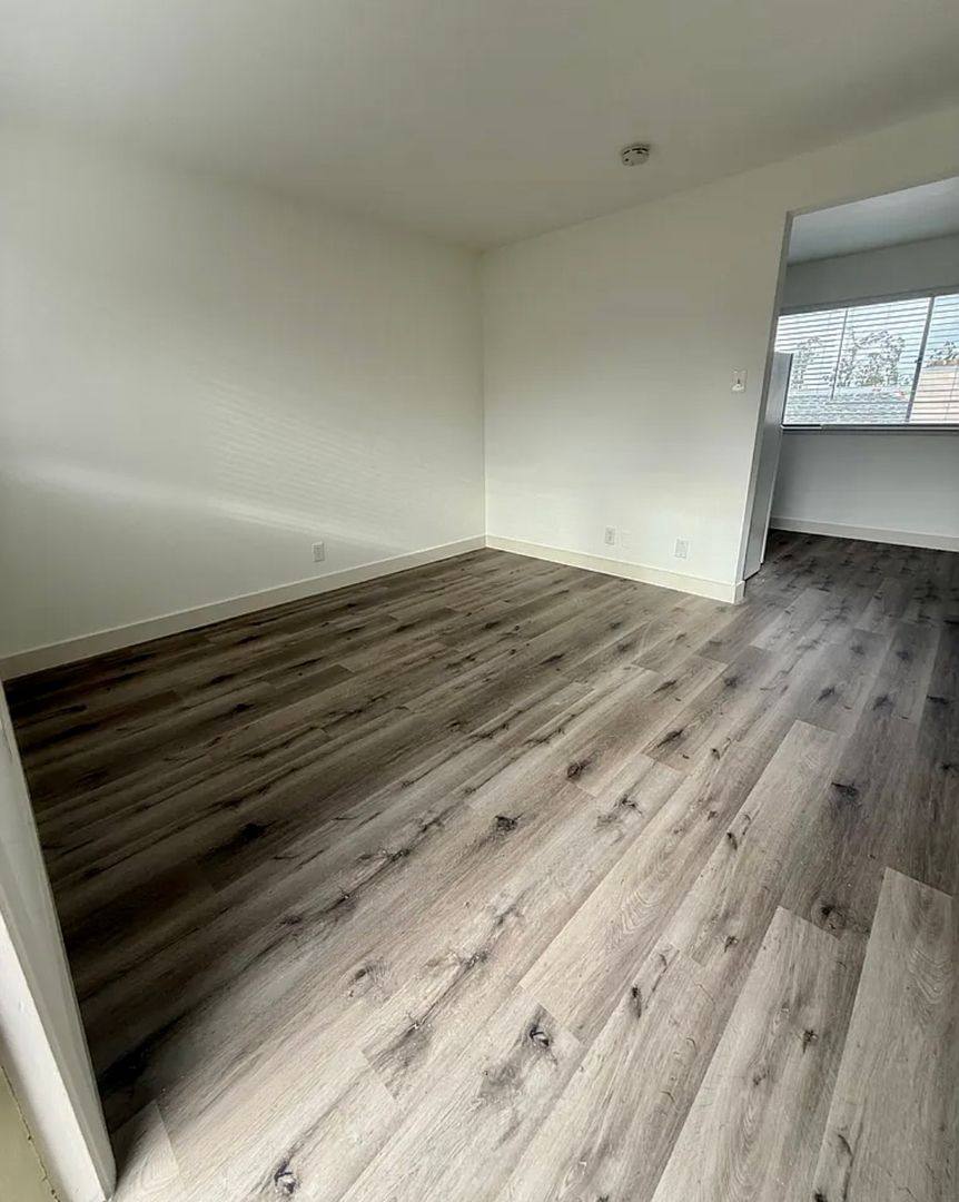 Apartment for rent at 1404 Floribunda Ave, Burlingame, CA 94010