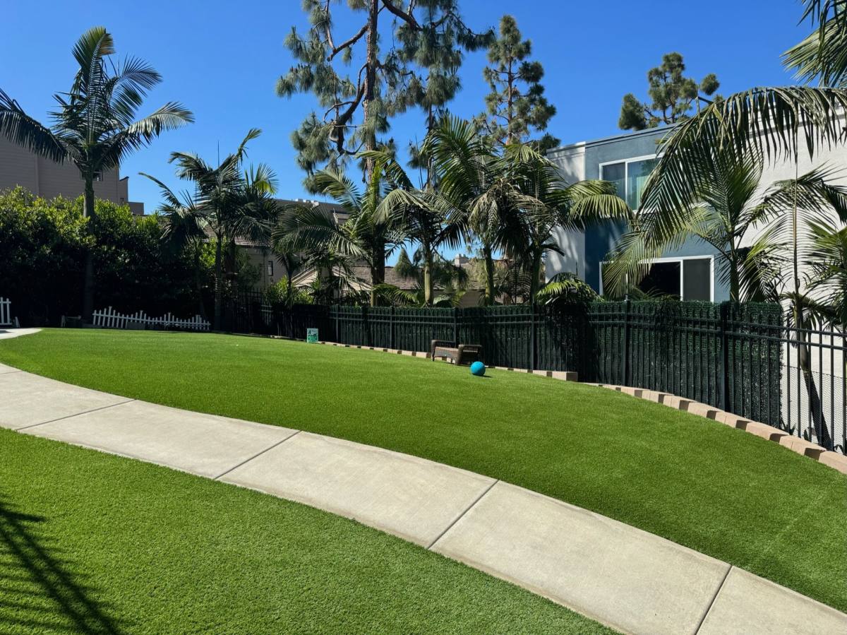 Apartment for rent at 201 Fourth St, Del Mar, CA 92014