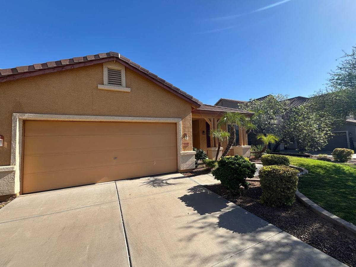 House for rent at 3147 E Vallejo Dr, Gilbert, AZ 85297